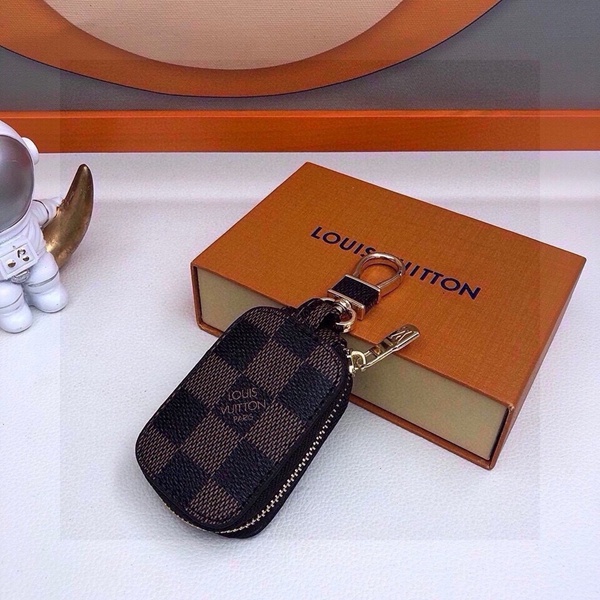 ブランドキーホルダー着用イメージ